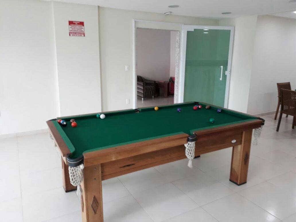 Frente Mar Piscina Churrasqueira Wifi Garagem Portaria 24Hs Leilighet Solemar Eksteriør bilde